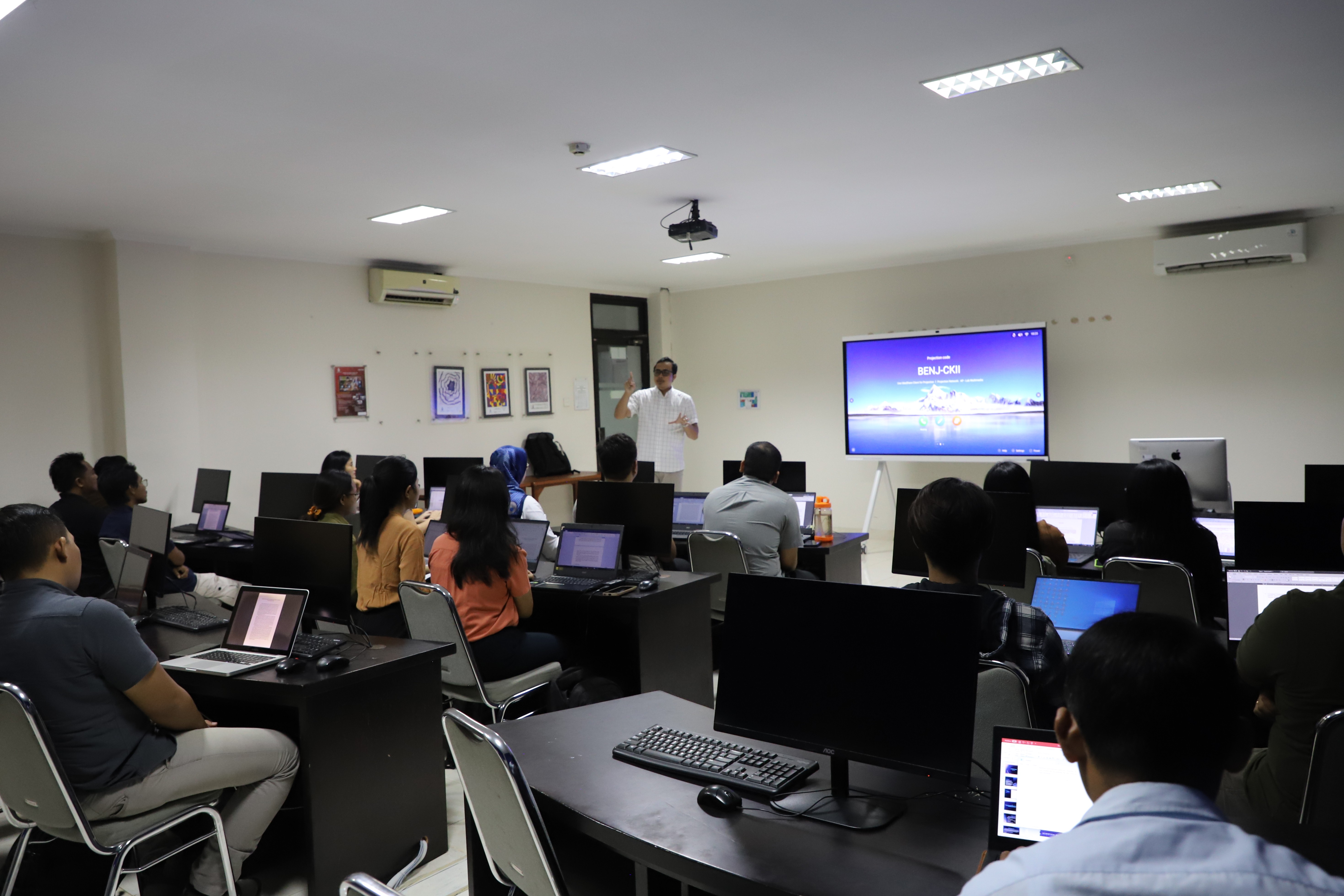 Laboratorium Smart & Intelligent System